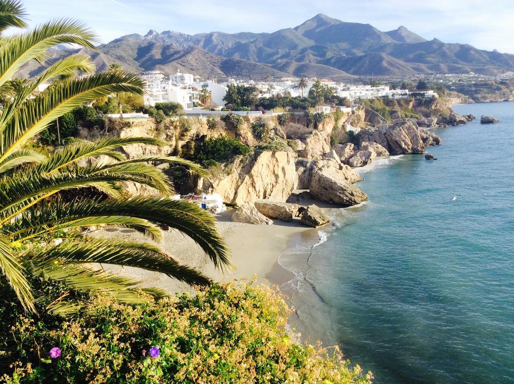 Axarquia Apartments Nerja Bagian luar foto