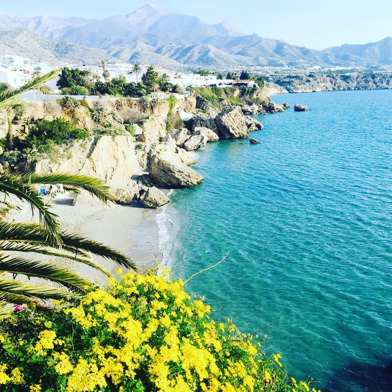 Axarquia Apartments Nerja Bagian luar foto